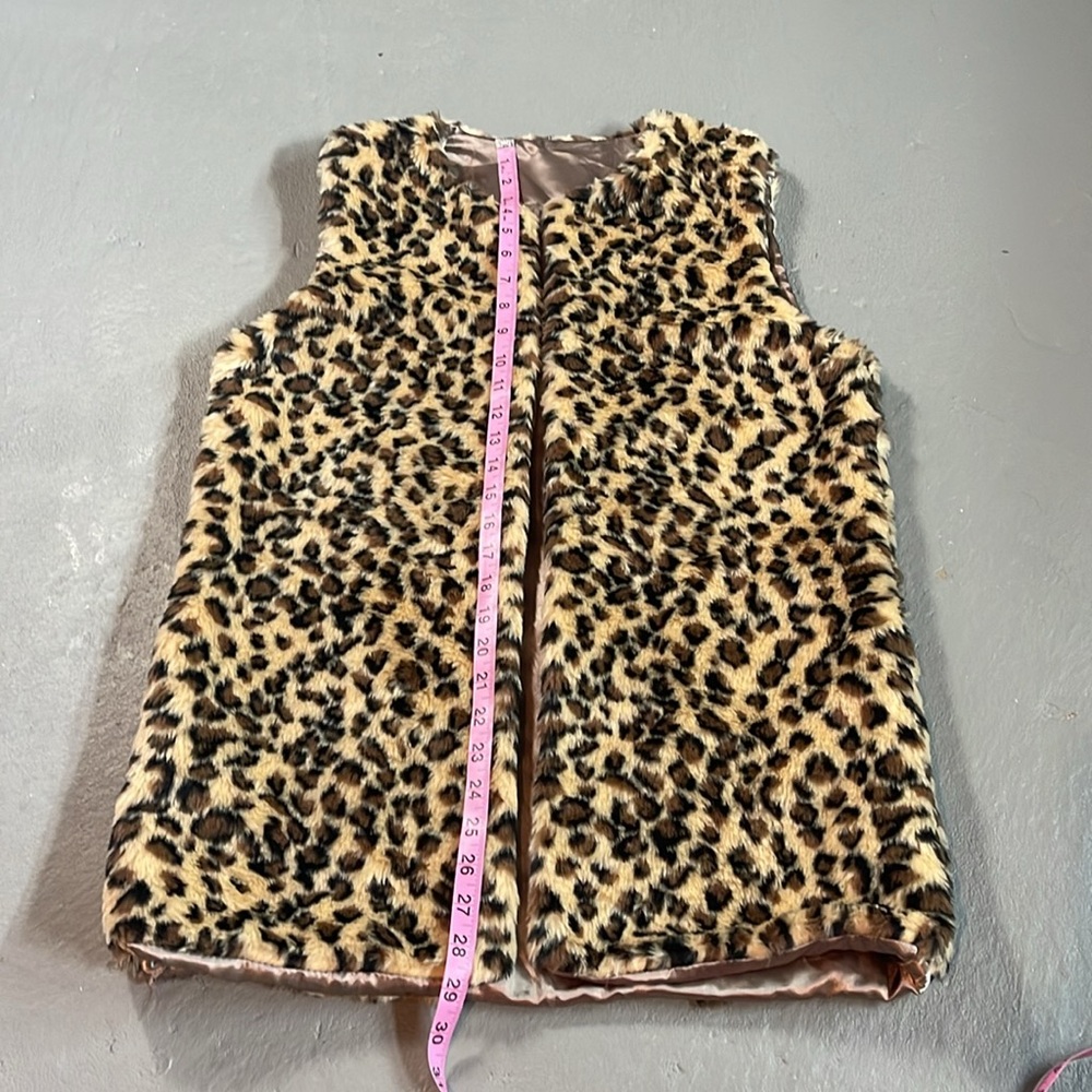 Faux fur vest - Picture 10 of 11